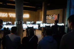 CHAMPIONNAT ELF SIM SERIES BY THE GRID 4 CHAMPIONNAT ELF SIM SERIES BY THE GRID
